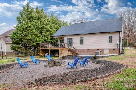 225 Delview Drive Cherryville NC 28021