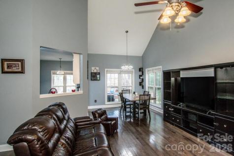225 Delview Drive Cherryville NC 28021