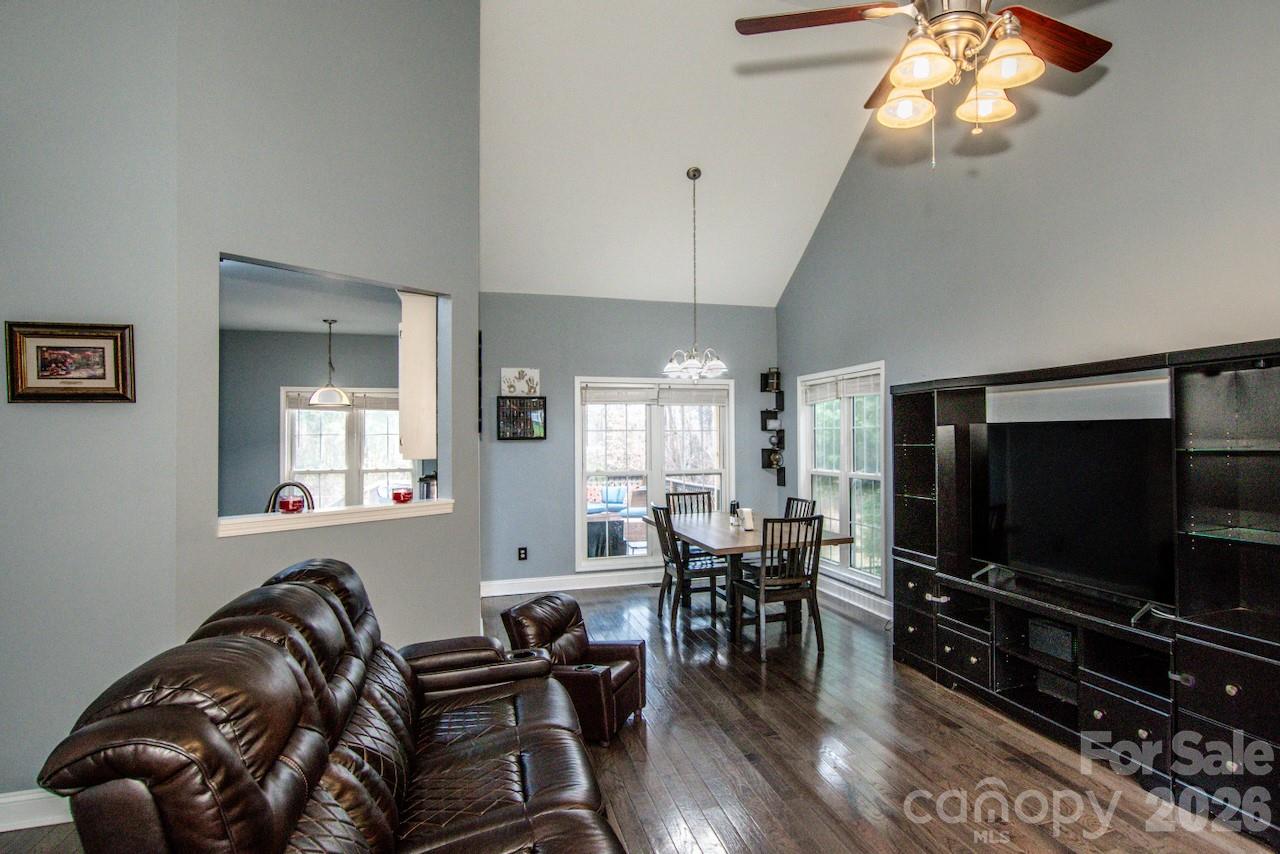 225 Delview Drive Cherryville NC 28021