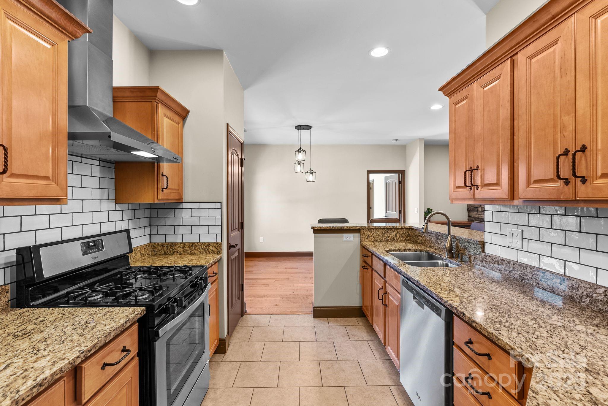 4 Pacifico Drive Asheville NC 28806