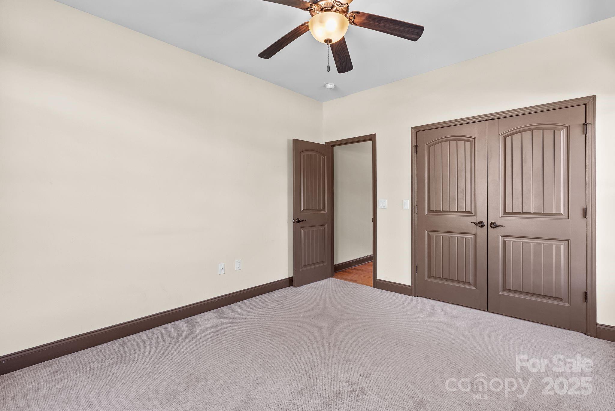 4 Pacifico Drive Asheville NC 28806