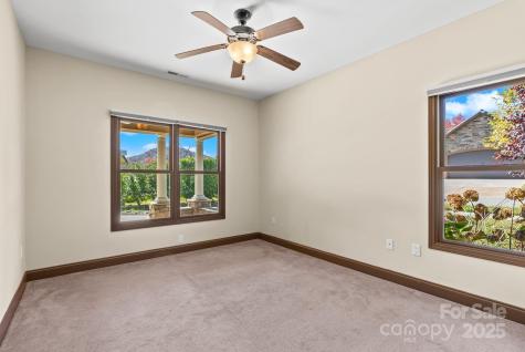 4 Pacifico Drive Asheville NC 28806