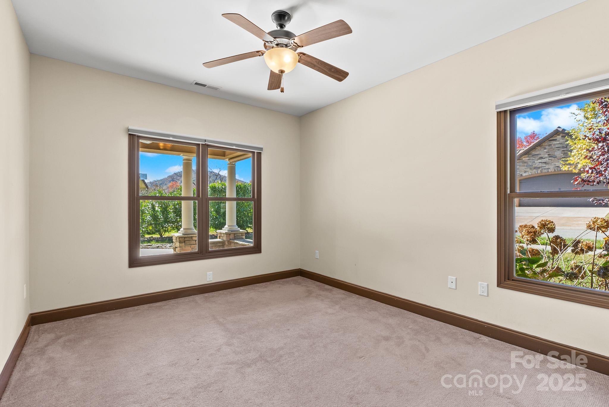 4 Pacifico Drive Asheville NC 28806