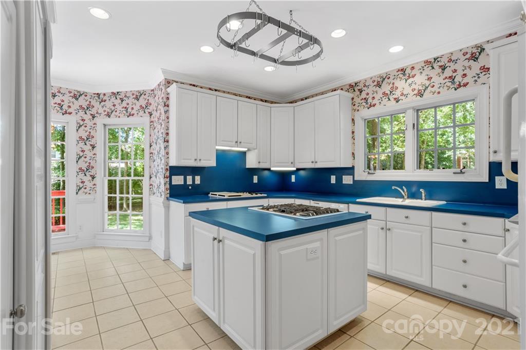 4601 Fairvista Drive Charlotte NC 28269