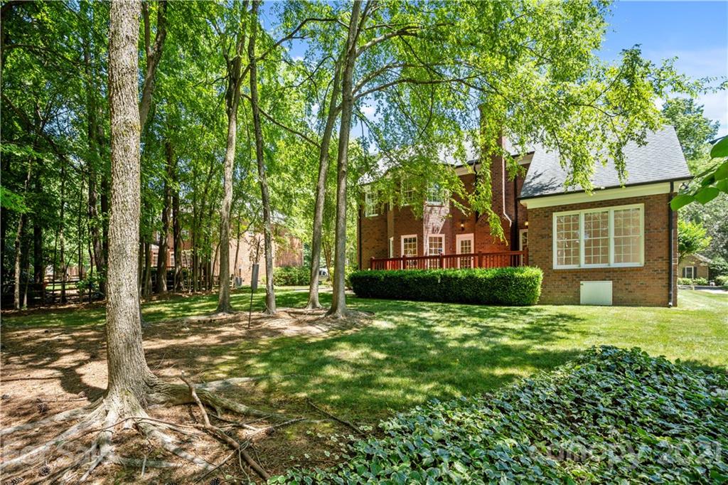 4601 Fairvista Drive Charlotte NC 28269