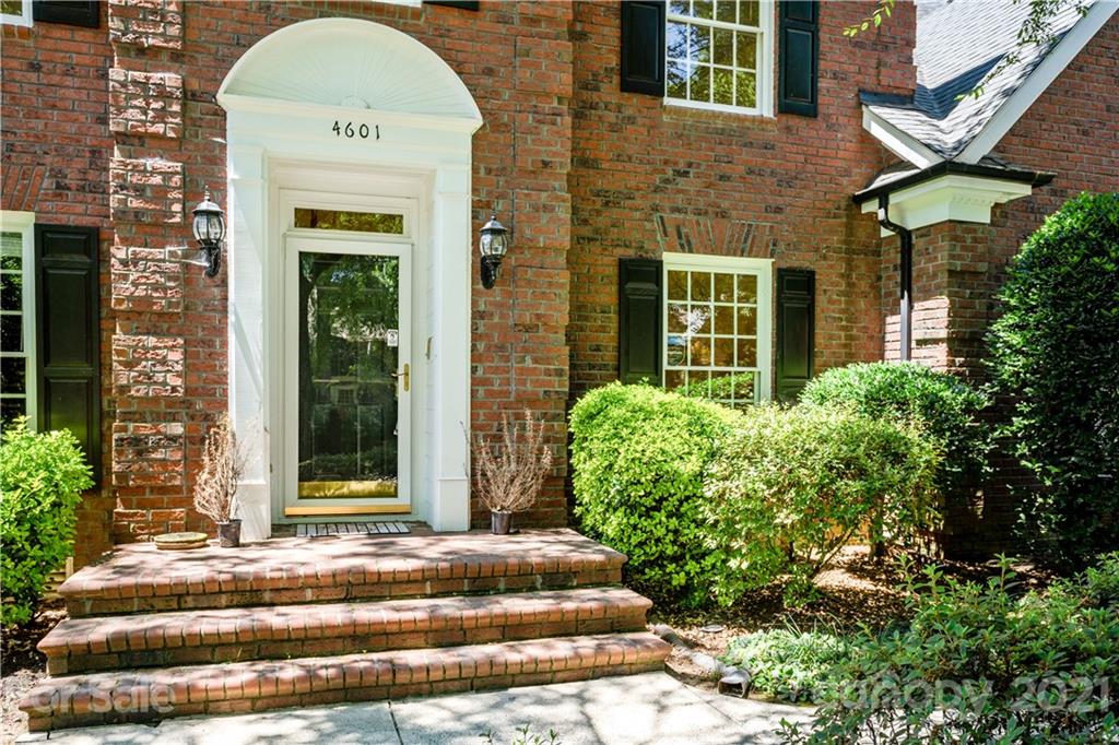4601 Fairvista Drive Charlotte NC 28269