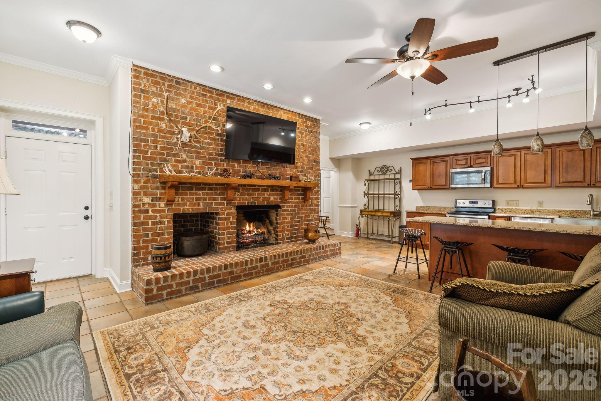 5712 Summit Road Purlear NC 28665