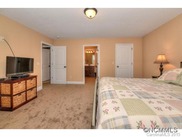 202 Inverness Drive Waynesville NC 28785