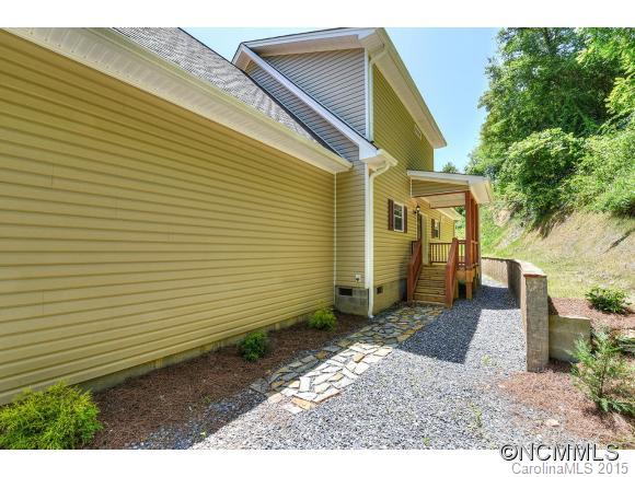 202 Inverness Drive Waynesville NC 28785