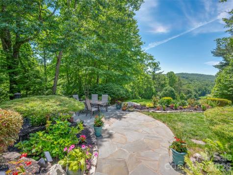 161 Chattooga Run Hendersonville NC 28739