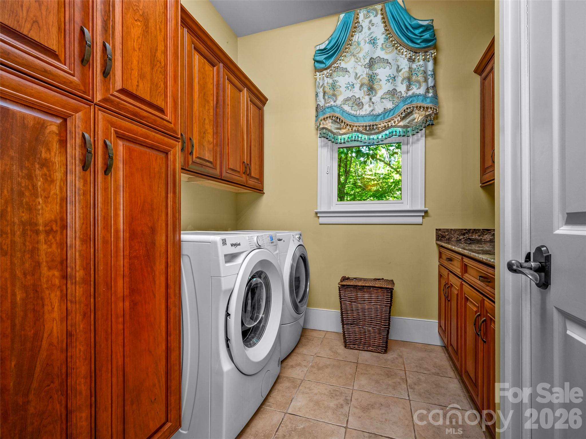 161 Chattooga Run Hendersonville NC 28739