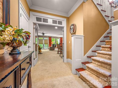 161 Chattooga Run Hendersonville NC 28739