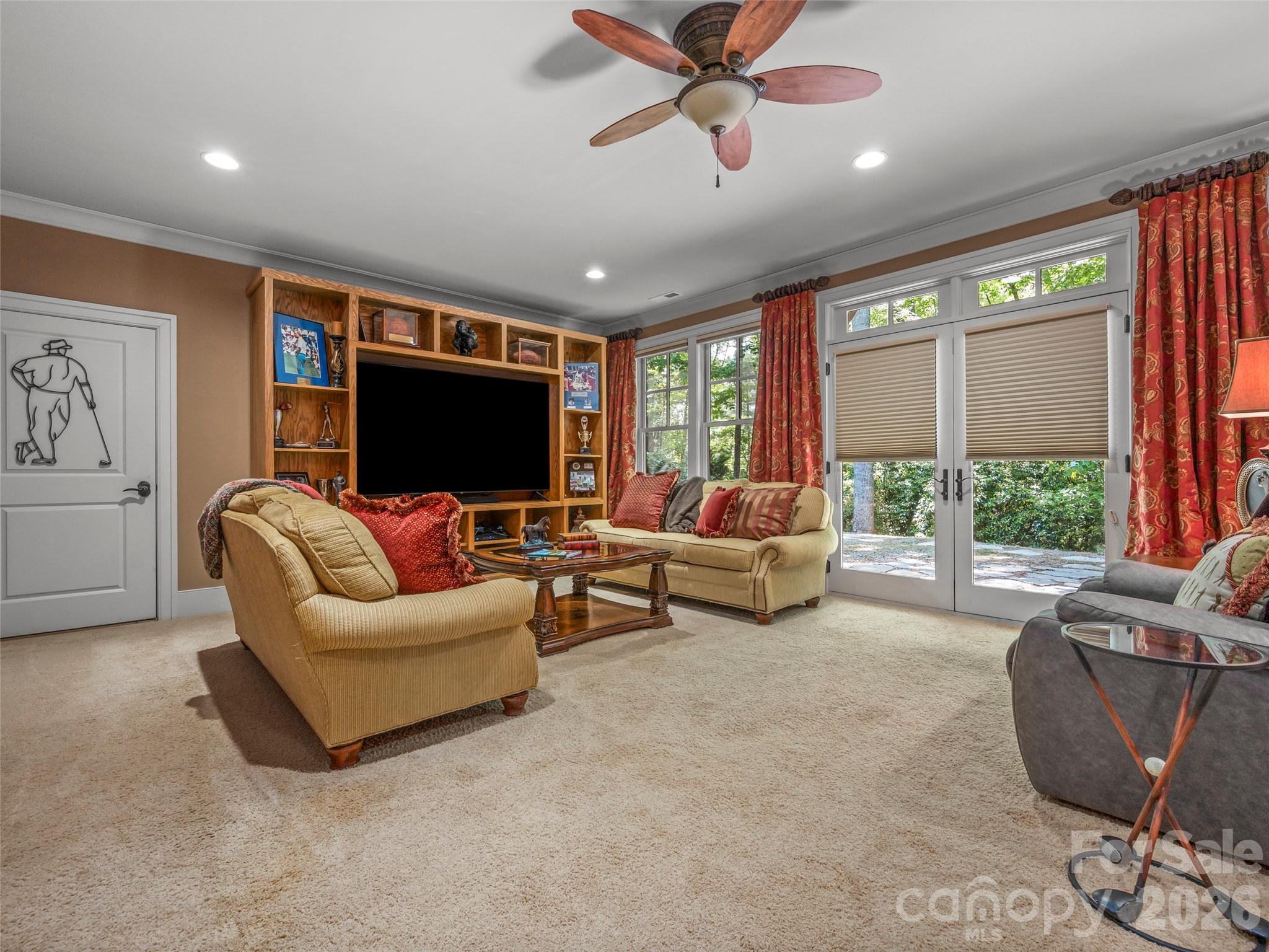 161 Chattooga Run Hendersonville NC 28739