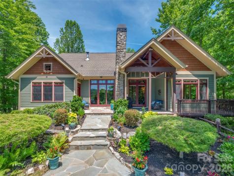 161 Chattooga Run Hendersonville NC 28739