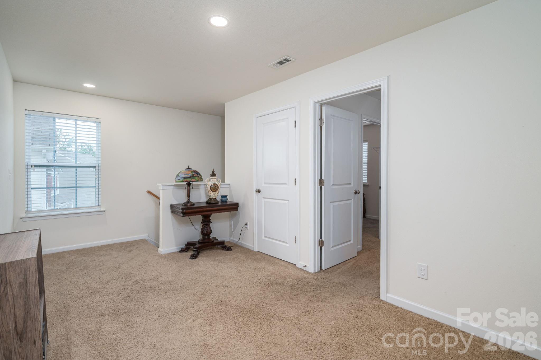 2818 Easton Knoll Drive Dallas NC 28034