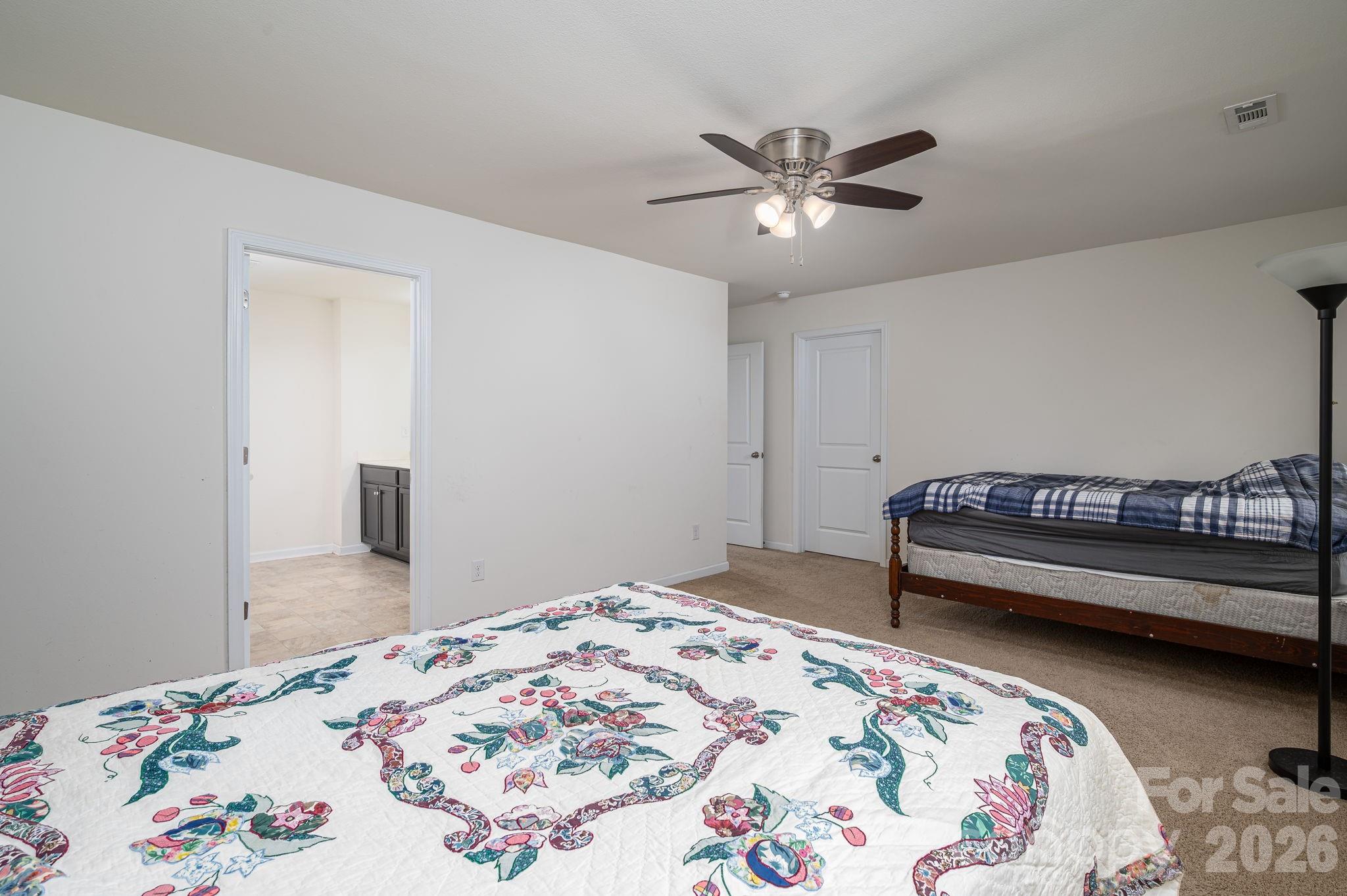 2818 Easton Knoll Drive Dallas NC 28034