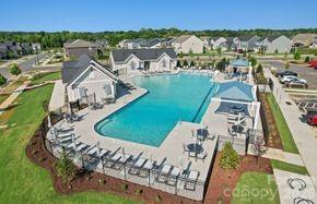 2818 Easton Knoll Drive Dallas NC 28034