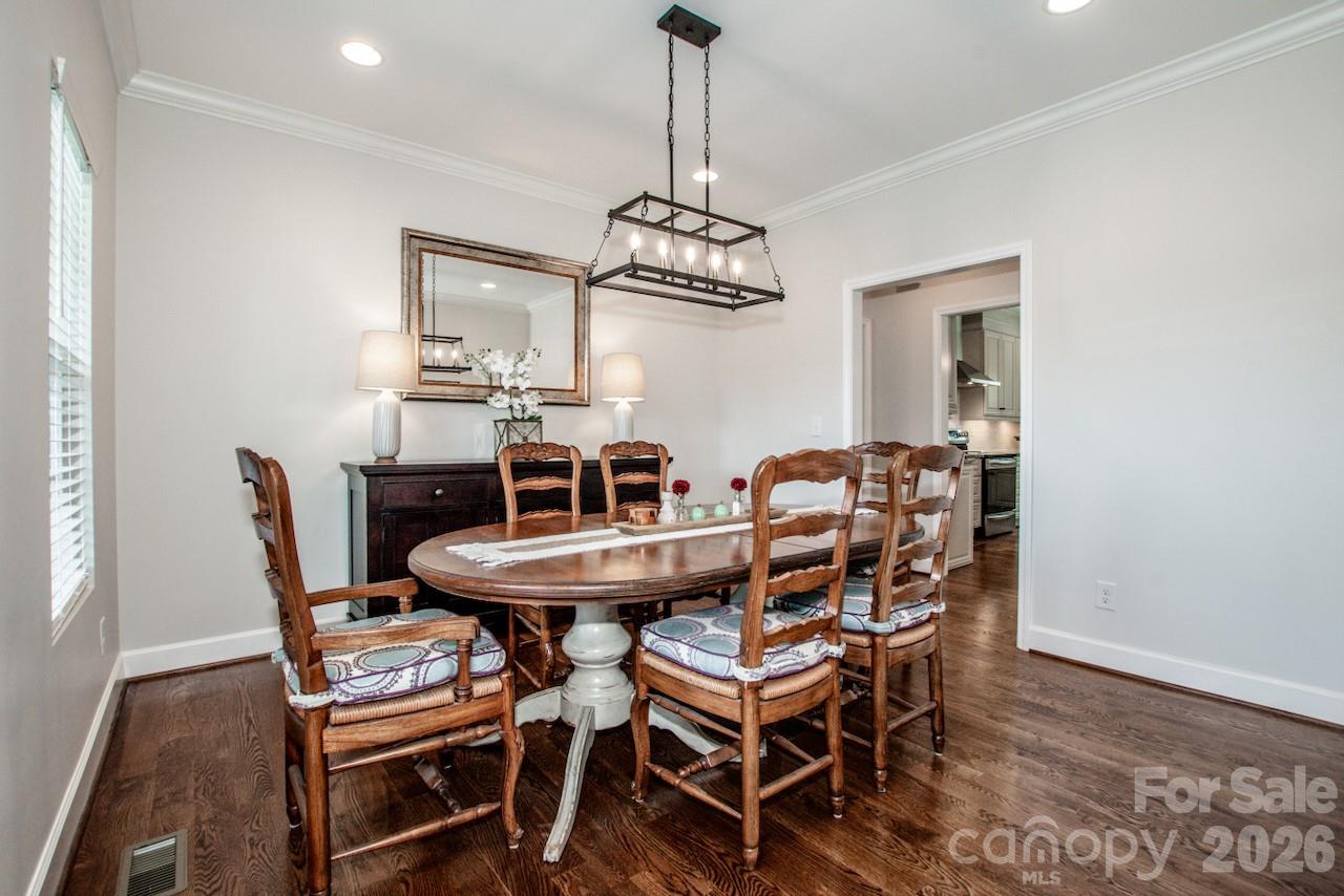 3211 Oakdale Road Charlotte NC 28216