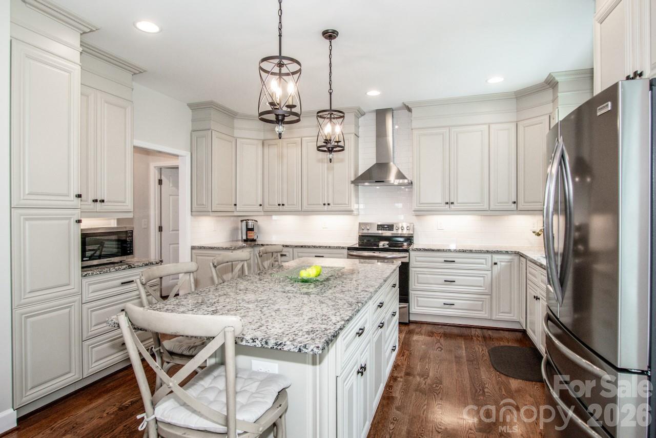 3211 Oakdale Road Charlotte NC 28216