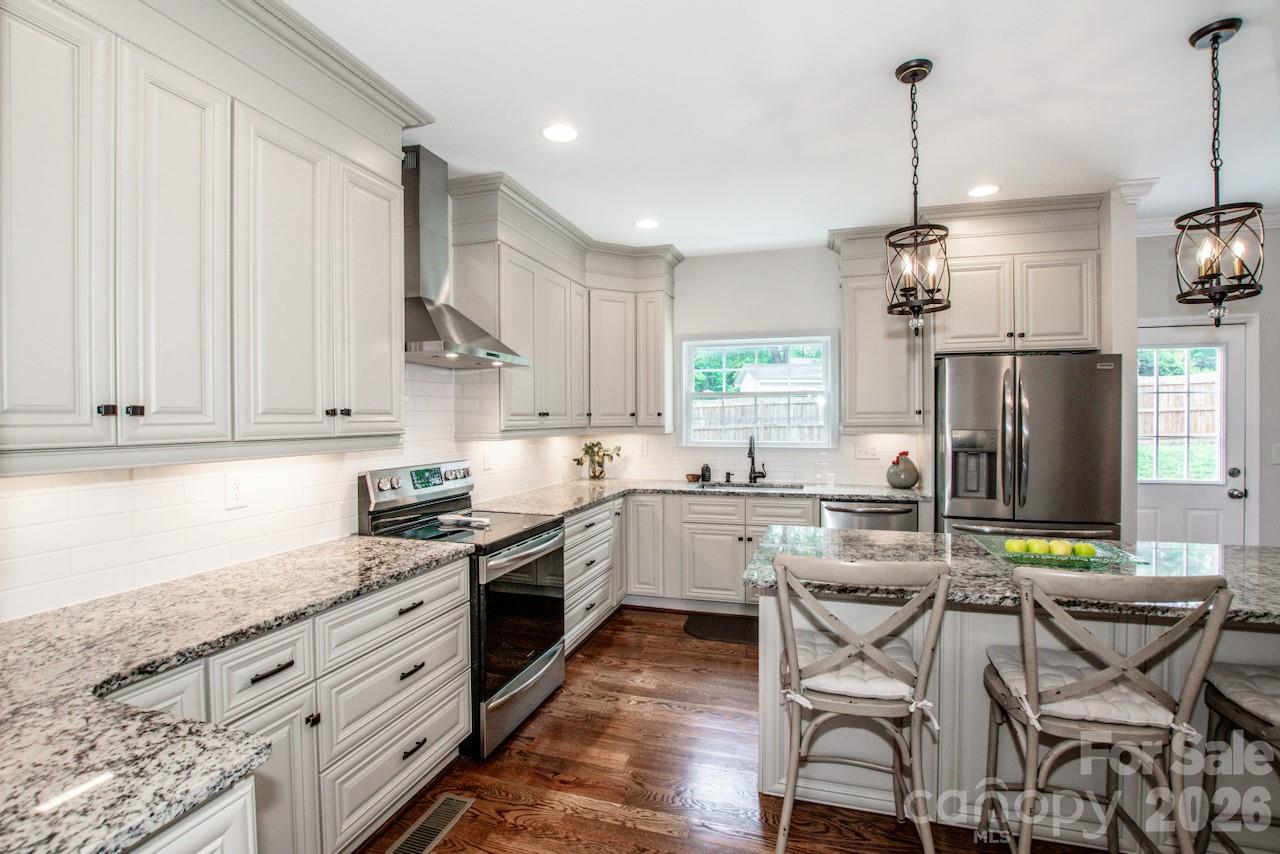 3211 Oakdale Road Charlotte NC 28216