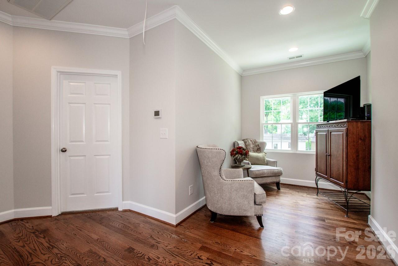 3211 Oakdale Road Charlotte NC 28216