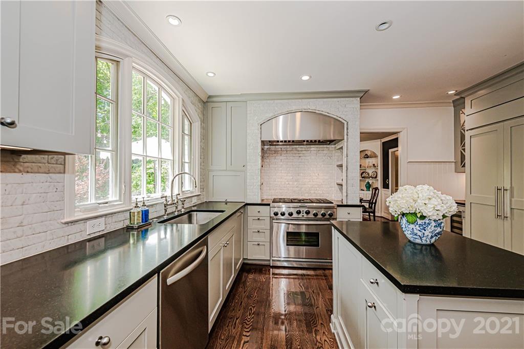 2831 Wickersham Road Charlotte NC 28211