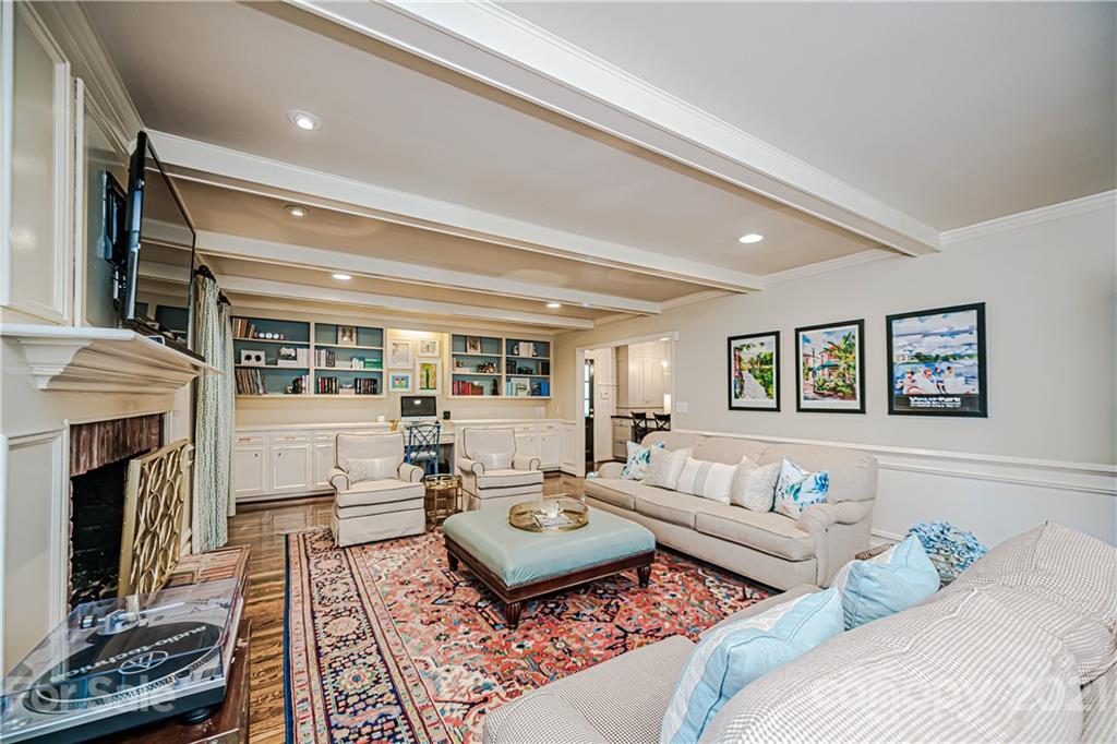 2831 Wickersham Road Charlotte NC 28211