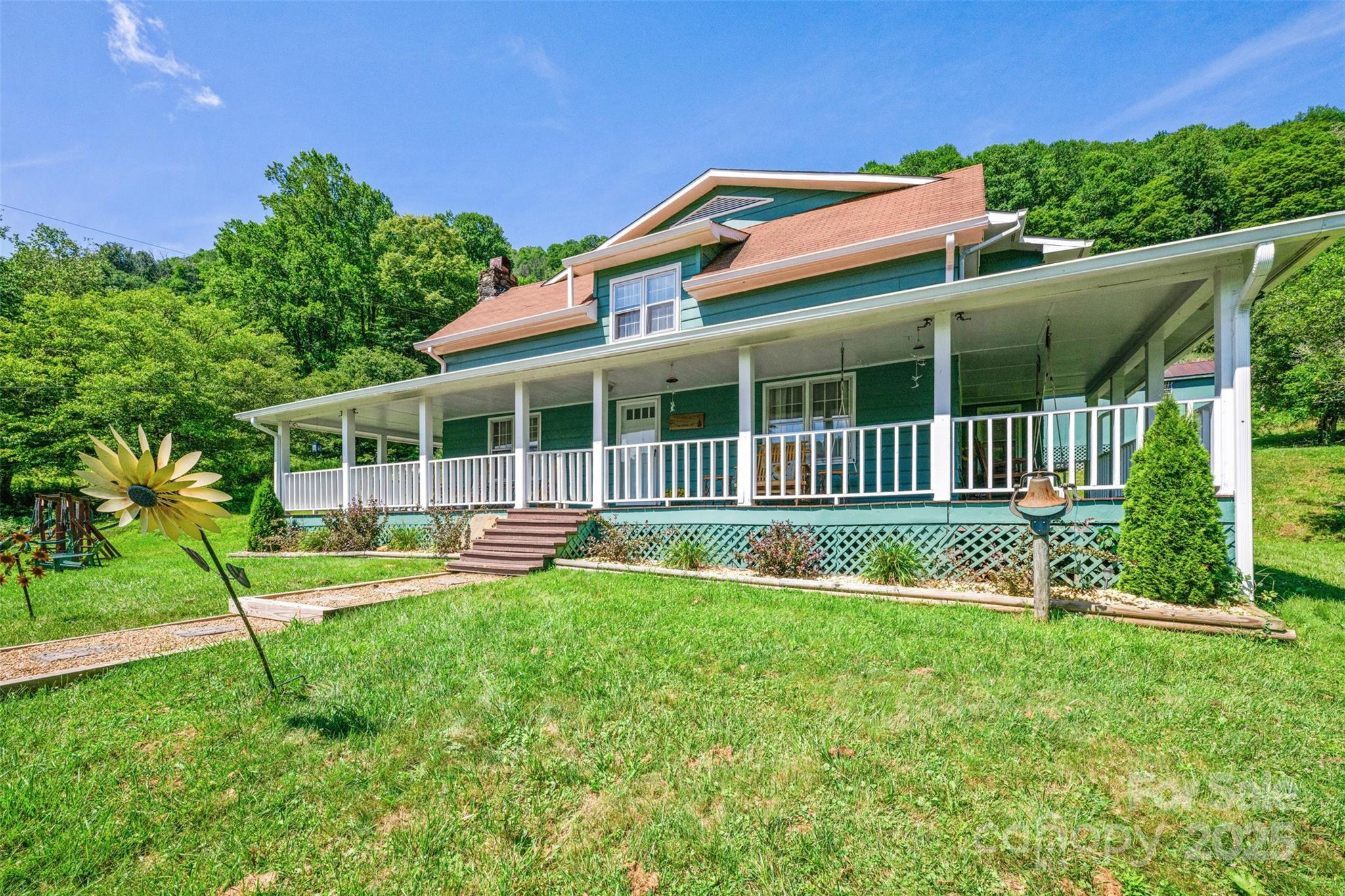 31 Bailey Mathes Farm Lane Newland NC 28657