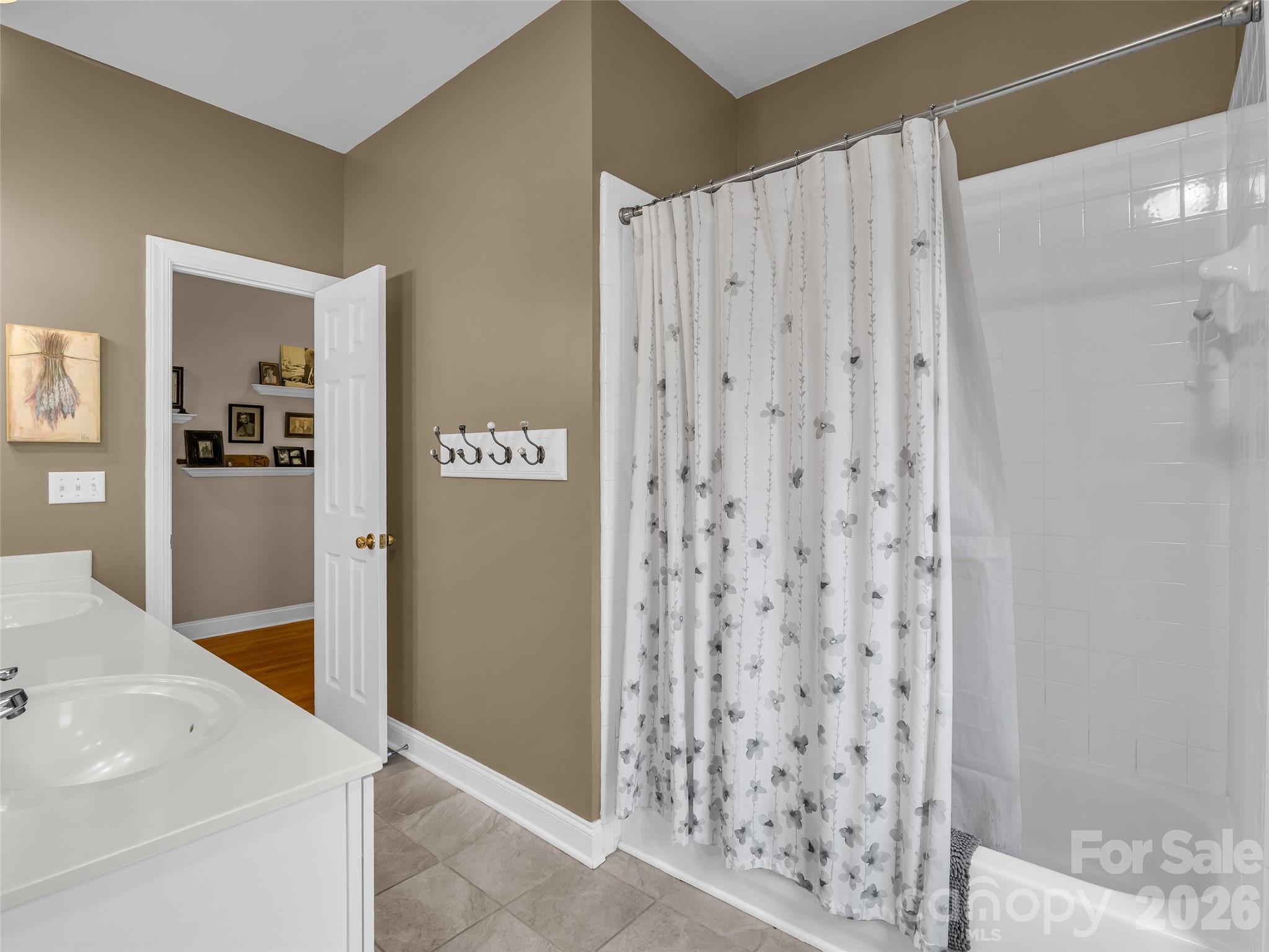 1042 Columbine Road Asheville NC 28803