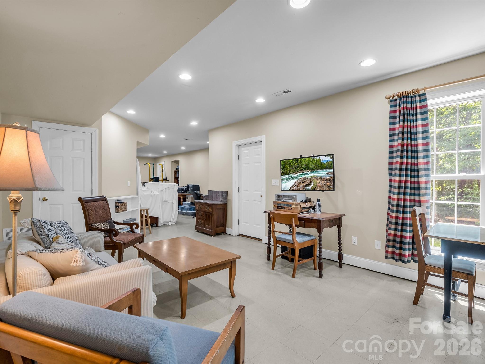 1042 Columbine Road Asheville NC 28803