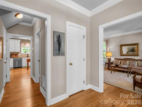 1042 Columbine Road Asheville NC 28803