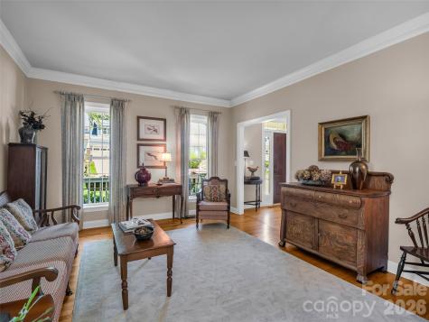 1042 Columbine Road Asheville NC 28803