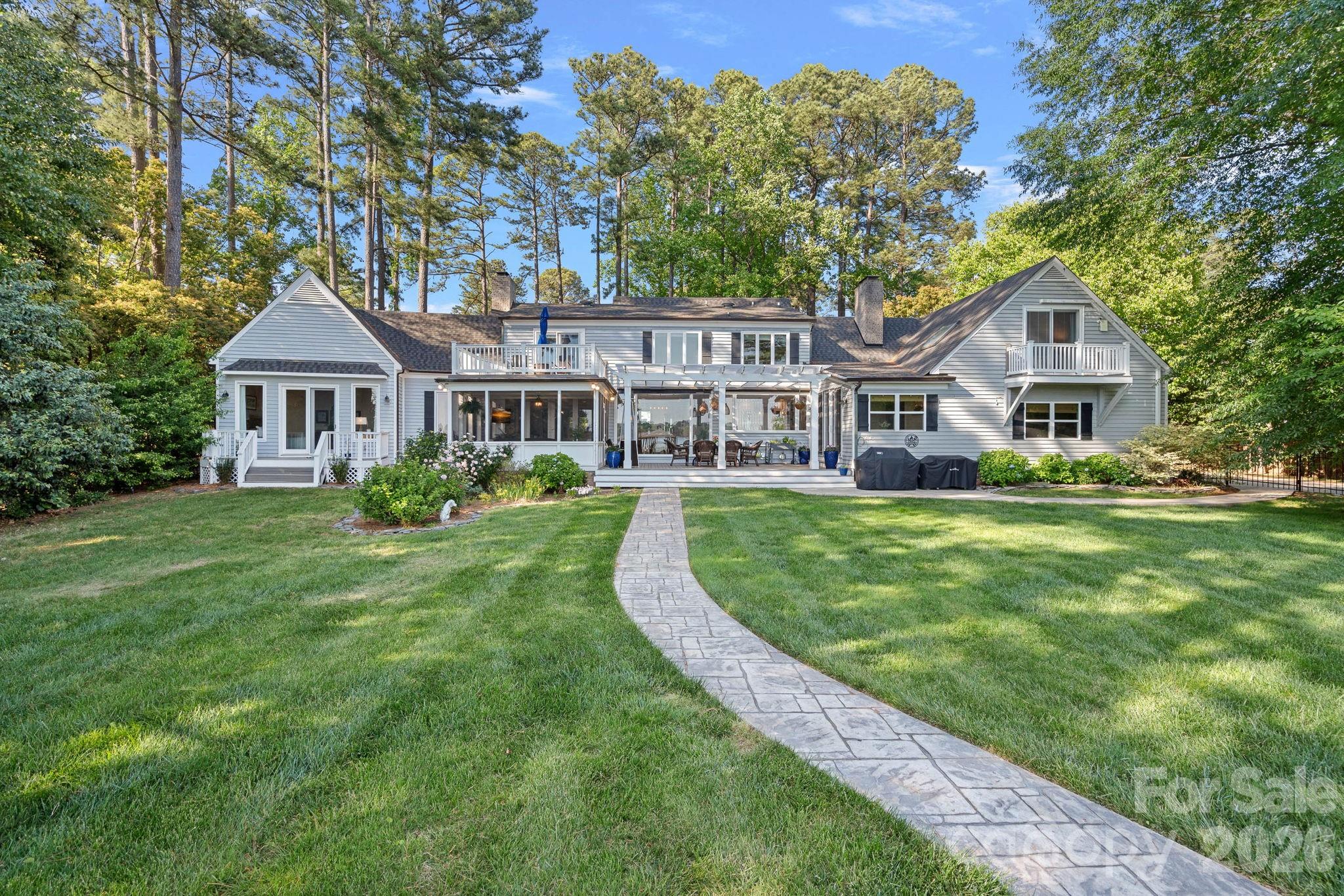 107 Beachview Drive Mooresville NC 28117