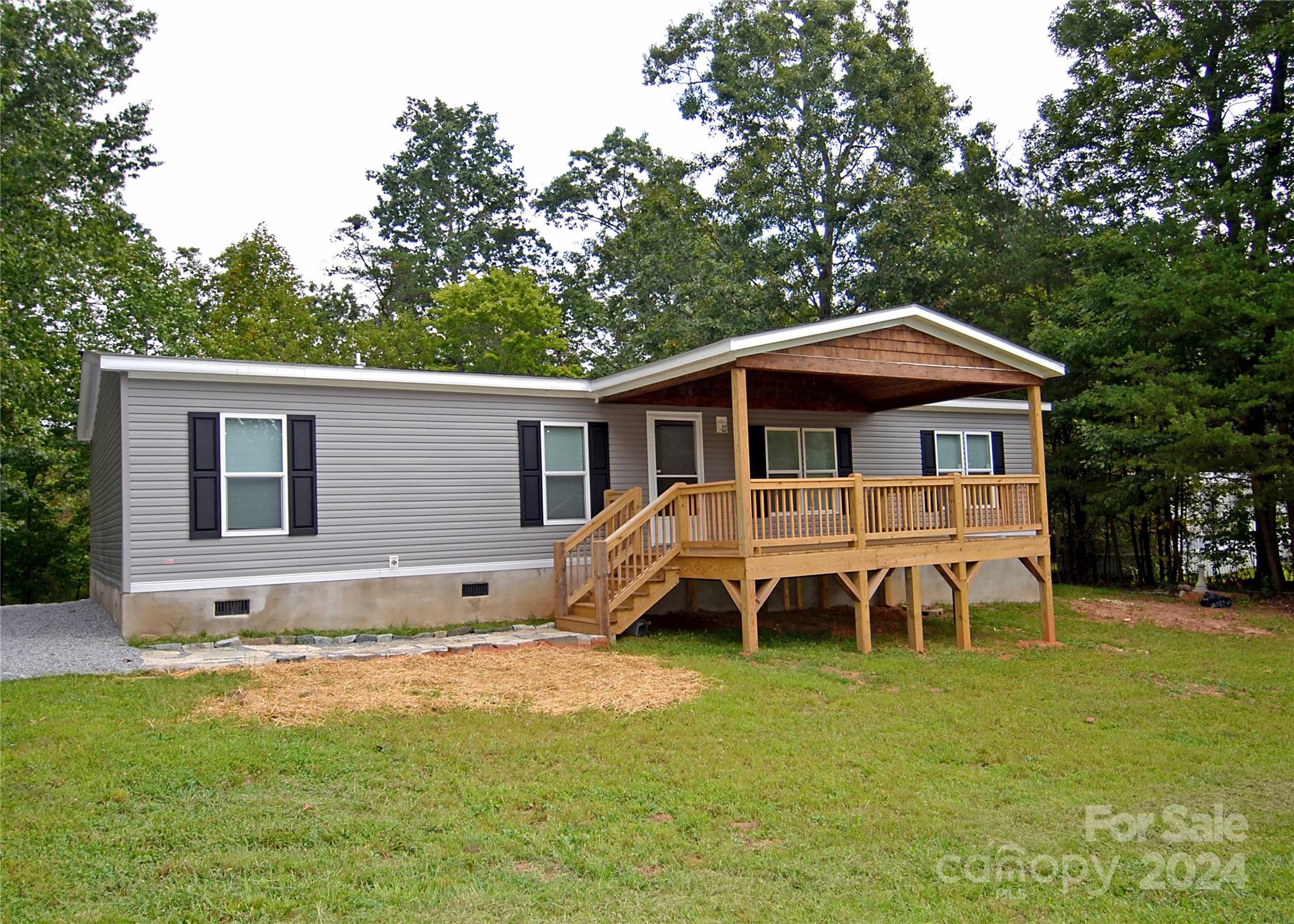 248 Chestnut Oak Forest Drive Nebo NC 28761