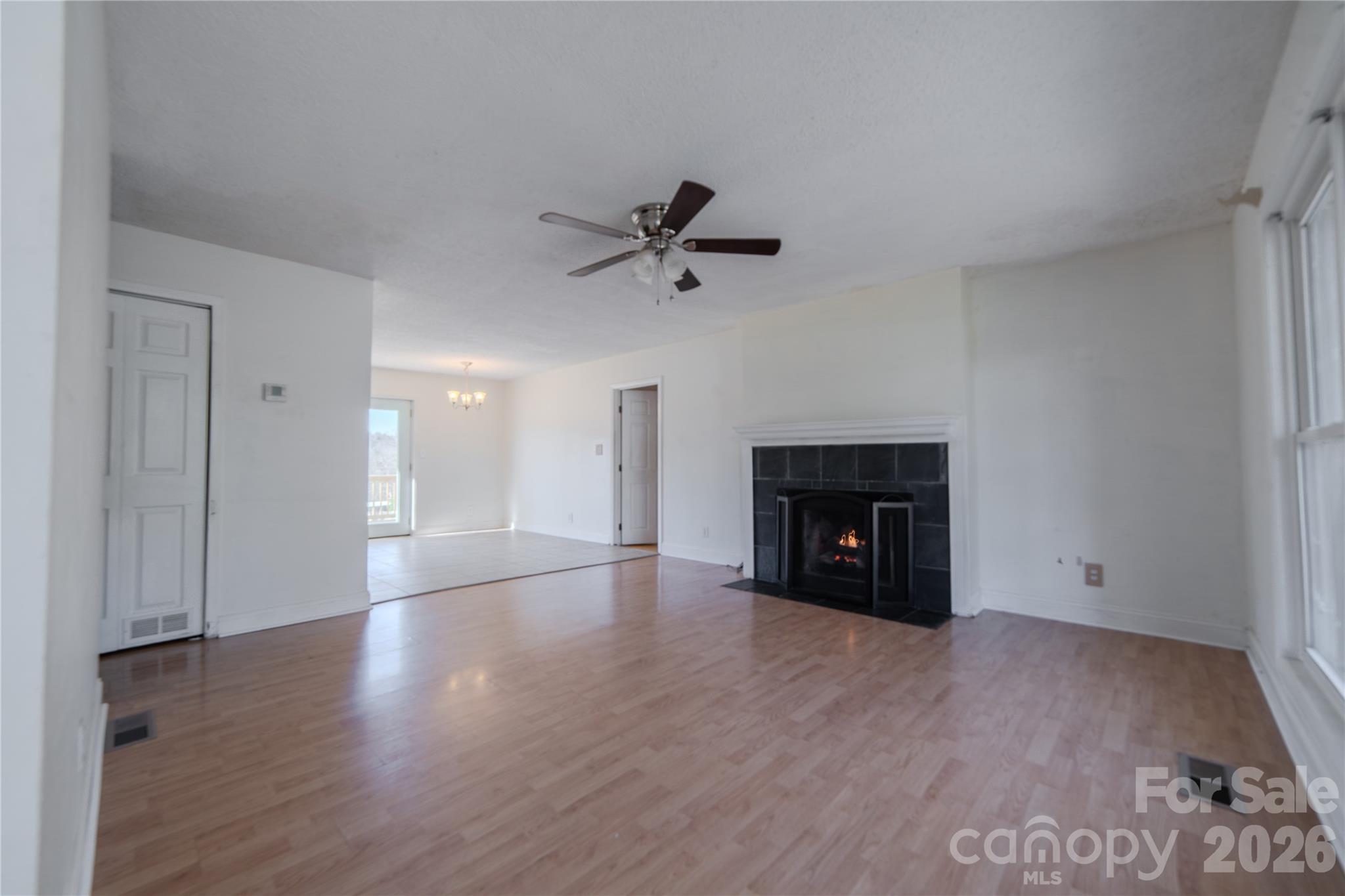 327 Heather Court Asheville NC 28804