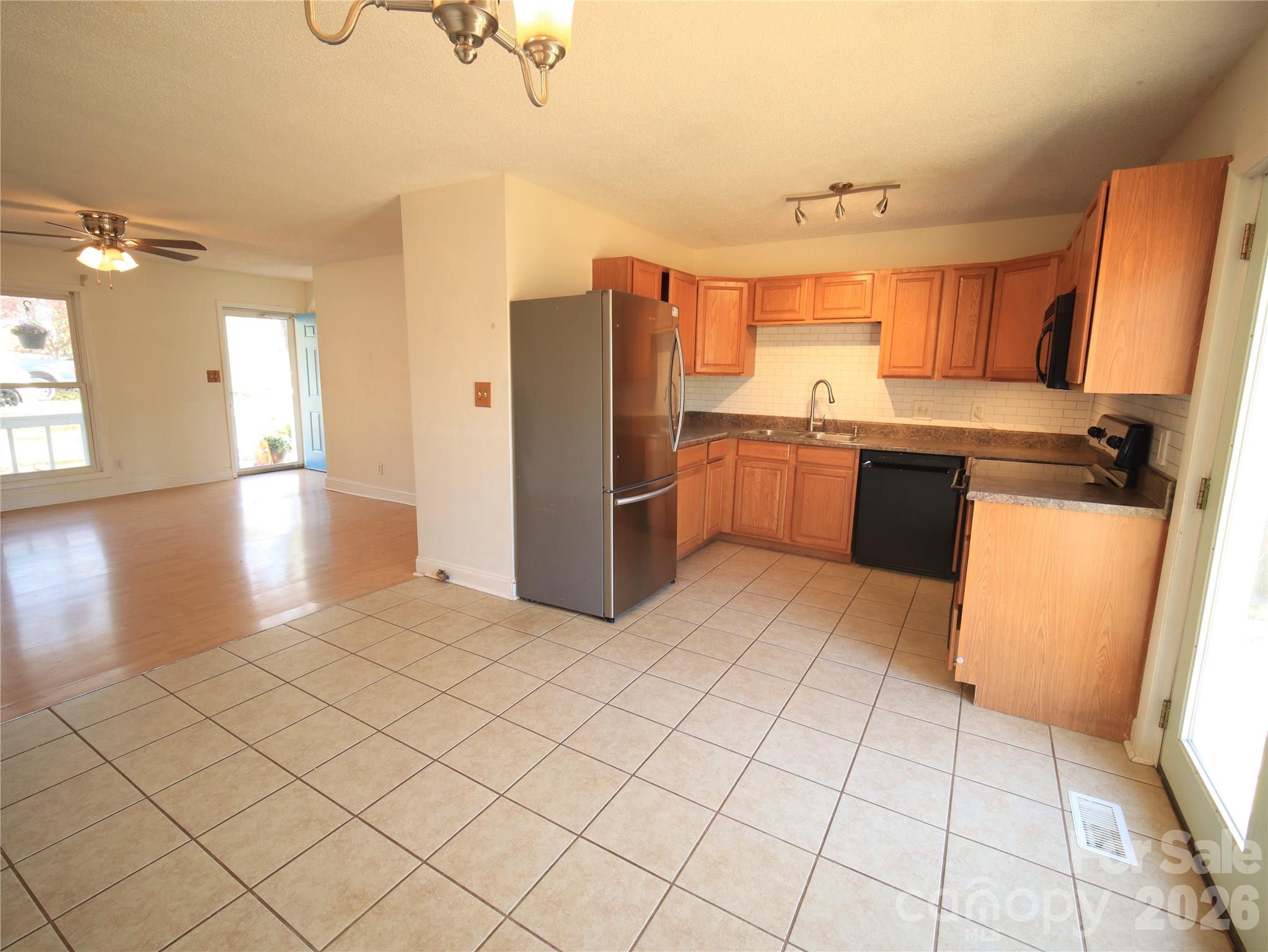 327 Heather Court Asheville NC 28804