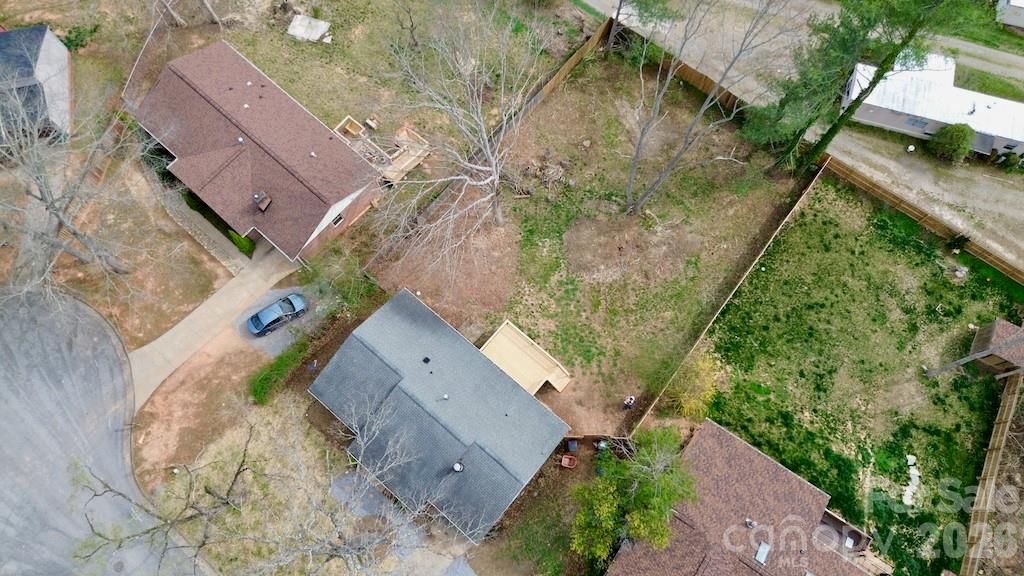 327 Heather Court Asheville NC 28804