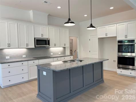 6853 Glen Abbey Lane Mount Pleasant NC 28124