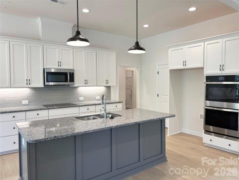 6853 Glen Abbey Lane Mount Pleasant NC 28124
