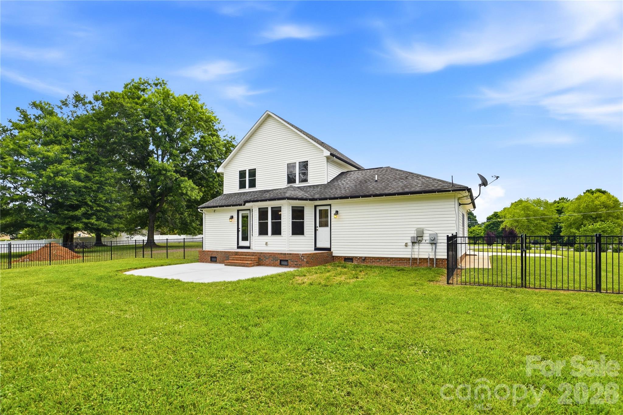 4945 Grassy Creek Road Denver NC 28037