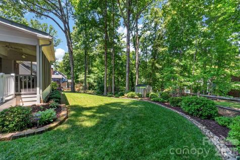 15211 Sharrow Bay Court Huntersville NC 28078