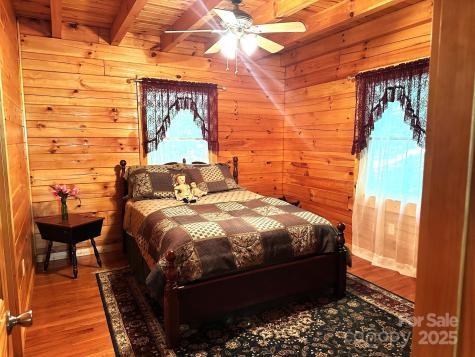 184 N Poplar Drive Lake Lure NC 28746