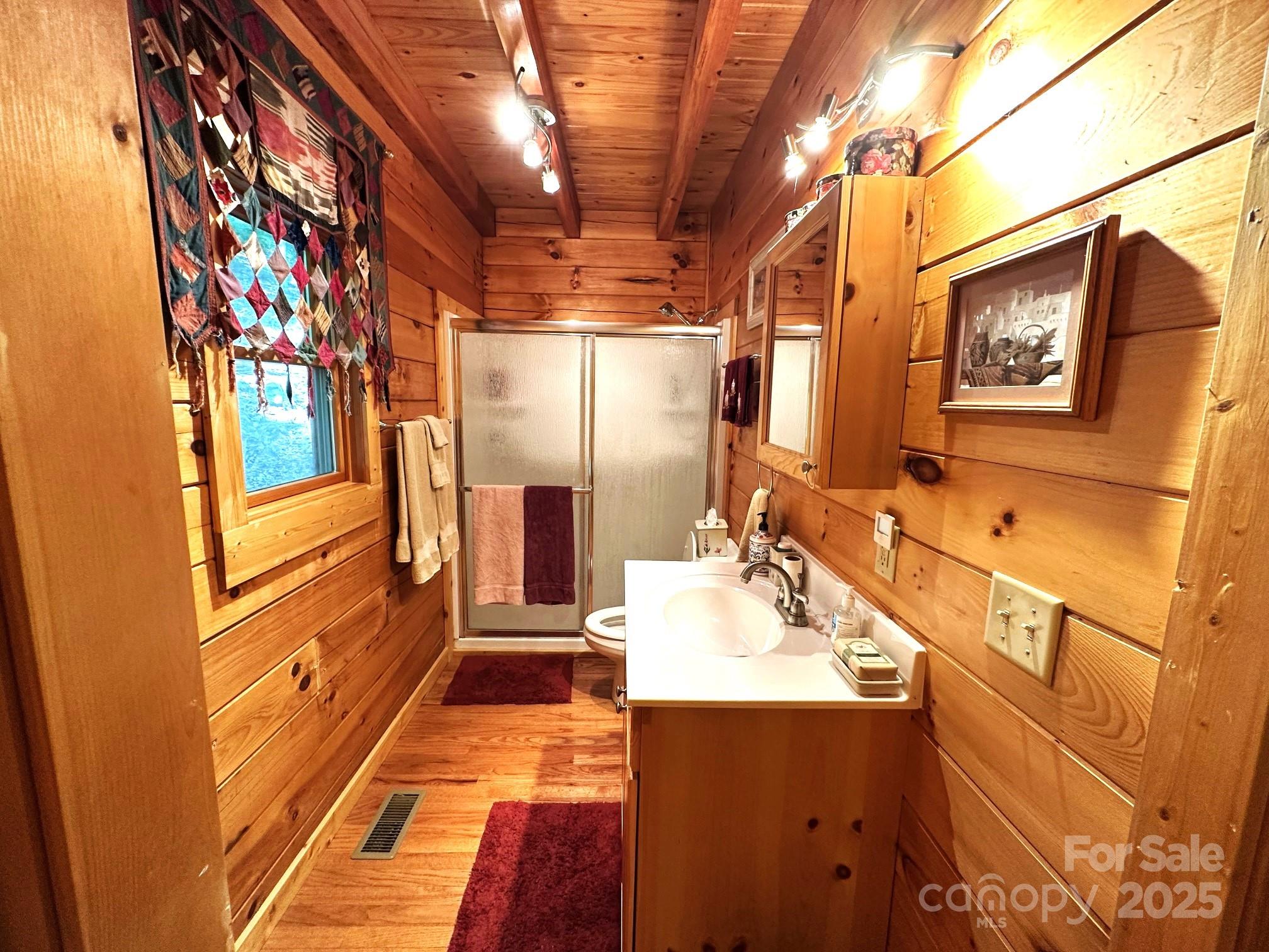 184 N Poplar Drive Lake Lure NC 28746