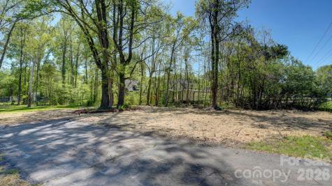 410 Patricia Avenue Harrisburg NC 28075