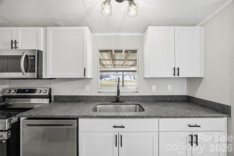 53 Mountain View Drive Taylorsville NC 28681