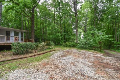 8009 Caswell Road Stanley NC 28037