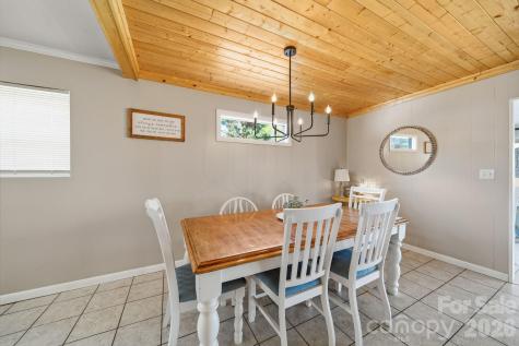 10773 Willow Oak Road Norwood NC 28128