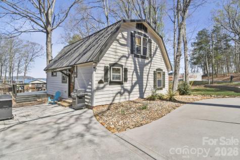 10773 Willow Oak Road Norwood NC 28128
