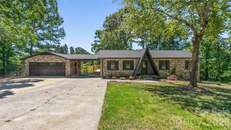 1161 Mountain Shadows Drive Morganton NC 28655