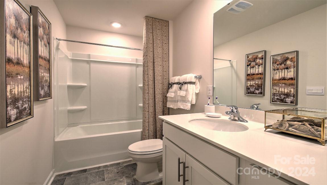 32 Virginia Commons Drive Arden NC 28704